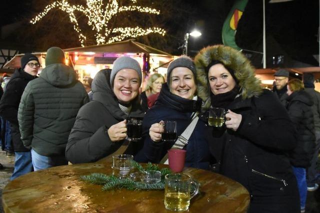 Neuer Bus, Glhwein, Stollen – alles Wissenswerte rund um den Weihnachtsmarkt in Gundelfingen