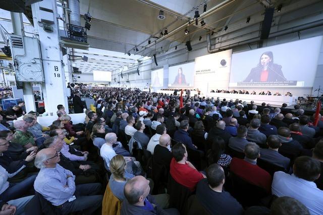 VW-Chef will Sparkurs – Vertrauensverlust in Belegschaft