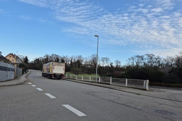 Neuenburger Rat ringt weiter um Tempolimit auf Strae zwischen Ortseingang und Industriegebiet