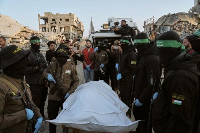 Newsblog: Nach Hamas-bergabe: Leiche als Thailnder identifiziert