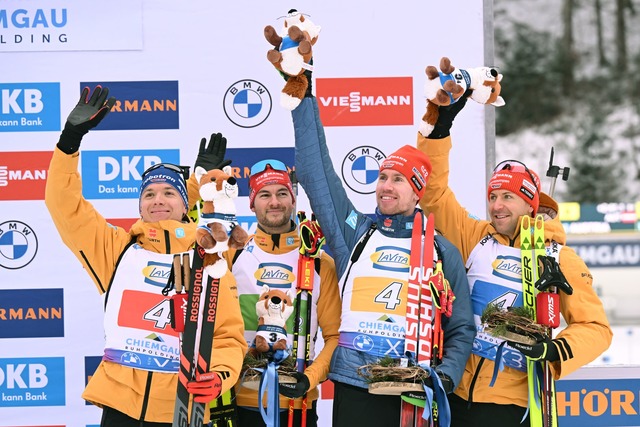 Gemeinsam auf dem Podest und nun V&aum...ohannes K&uuml;hn (v.l.). (Archivbild)  | Foto: Sven Hoppe/dpa