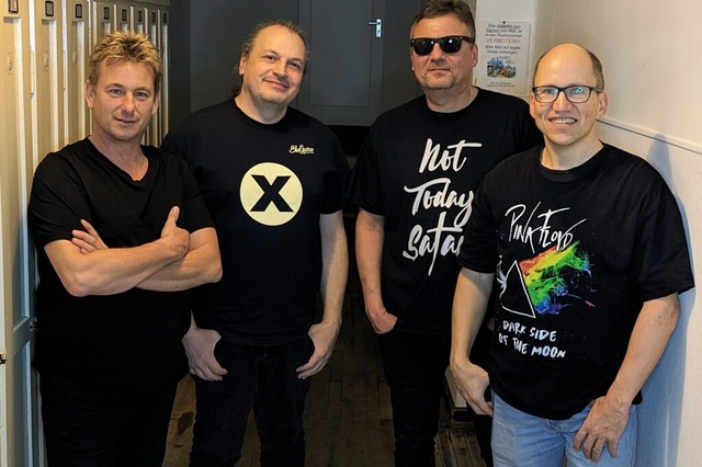 Die wiedervereinte Kultband &#8222;Uto...inder- und Jugendhospizdienst Steinen.  | Foto: Privat