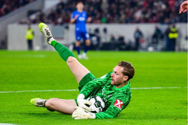 SC-Ersatzkeeper Florian Mller glnzt im Pokal: 