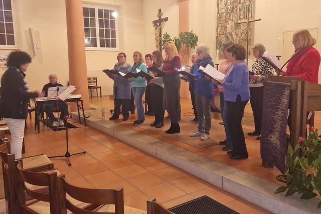 Frauenchor Binzen singt Weihnachtsweisen am zweiten Advent