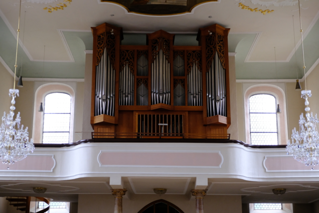 Lauter Pater provoziert Eklat im Schliengener Adventsgottesdienst - Besucher verlassen die Kirche