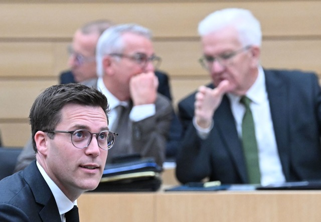 Gro&szlig;e Fu&szlig;stapfen: Winfried...ger der S&uuml;dwest-CDU. (Archivbild)  | Foto: Bernd Wei&szlig;brod/dpa