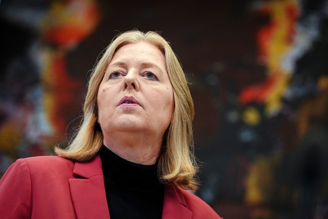 SPD-Arbeitsministerin B&auml;rbel Bas ...e Rentengesetz vorgelegt. (Archivfoto)  | Foto: Kay Nietfeld/dpa