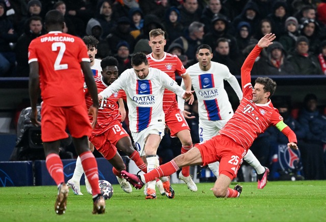 Das bislang letzte Duell zwischen Mess... Paris im M&auml;rz 2023. (Archivbild)  | Foto: Sven Hoppe/dpa