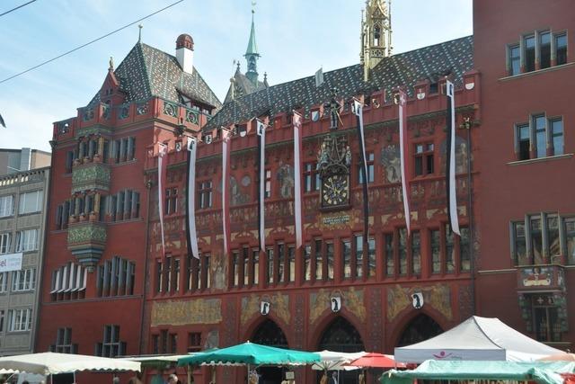 Kanton fhrt Zutrittskontrollen beim Basler Rathaus ein