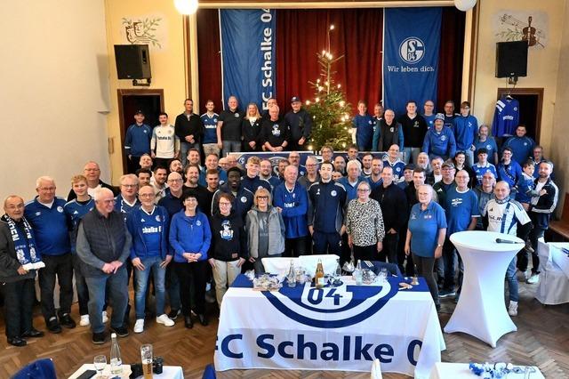 Spieler von Schalke 04 bei Fantreffen der Elztal-Knappen in Simonswald zu Gast