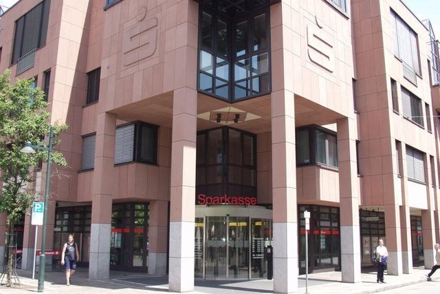 Sparkasse Lrrach-Rheinfelden spendet an Kulturfrderkreis