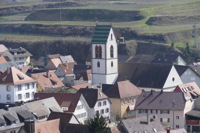 Oberbergener Ortschaftsrat w�nscht sich ein Warteh�uschen an der Romanuskirche in Altvogtsburg
