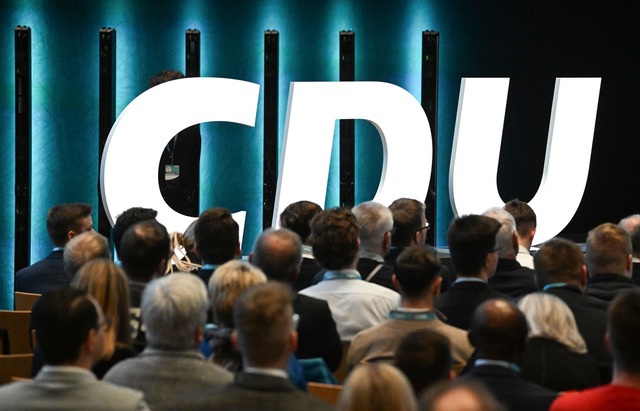 Die CDU will nach 15 Jahren gr&uuml;ne... den Ministerpr&auml;sidenten stellen.  | Foto: Bernd Wei&szlig;brod/dpa