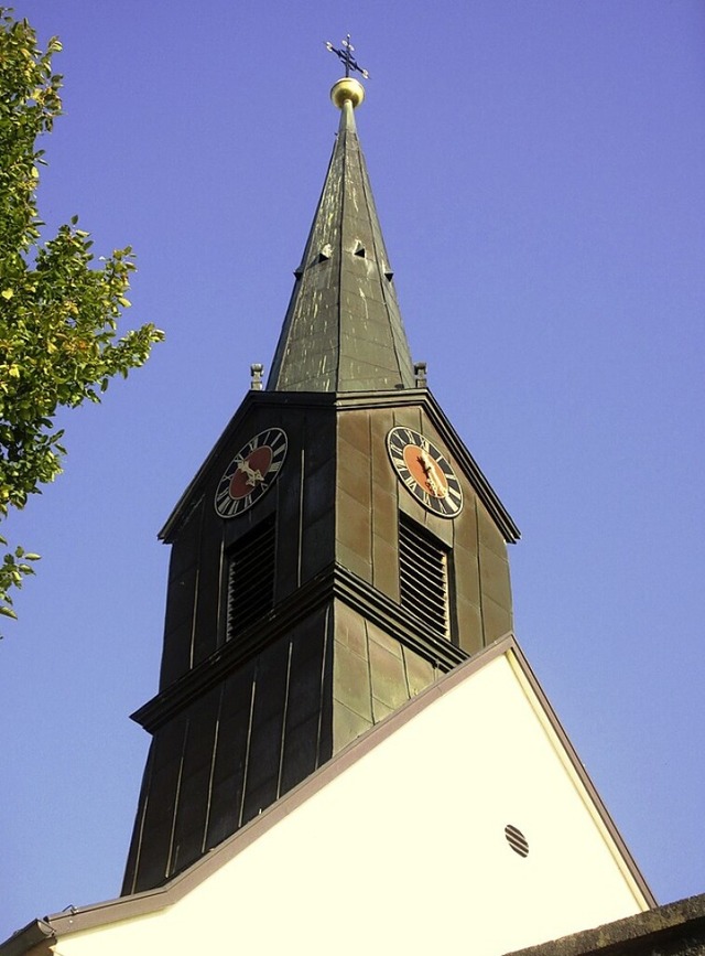 Der Kirchturm soll saniert werden.  | Foto: Reiner Merz