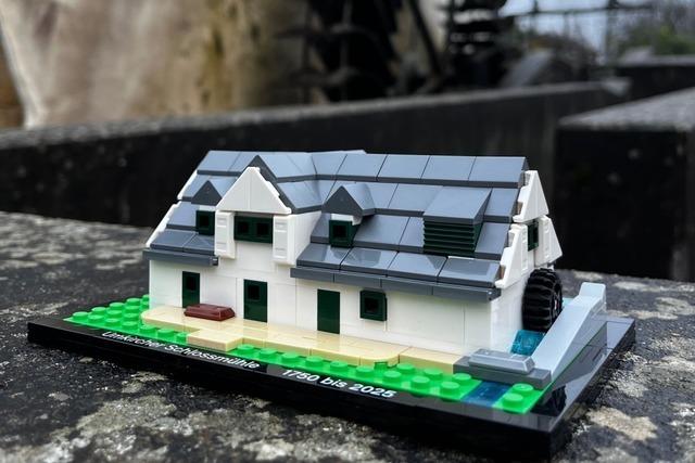 Warum es auf dem Umkircher Weihnachtsmarkt die  Schlossmhle als Lego-Bausatz gibt