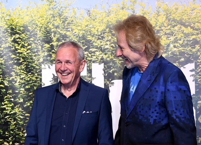 Die beiden Moderatoren Fritz Egner und... eine lange Freundschaft. (Archivbild)  | Foto: Britta Pedersen/dpa-Zentralbild/dpa