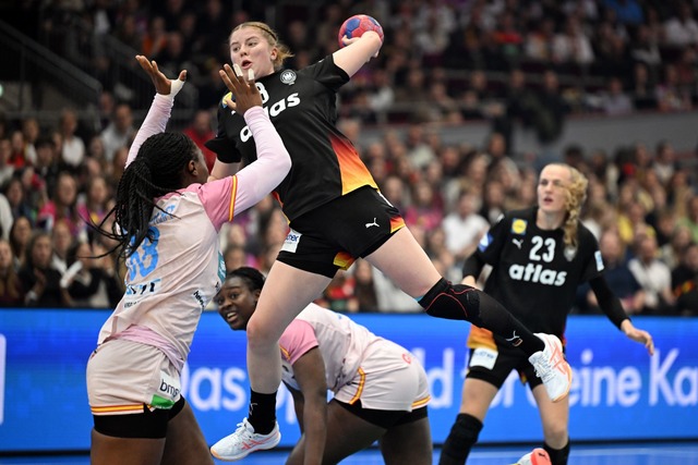 &Uuml;berzeugt bei ihrer ersten WM: Jungstar Nieke K&uuml;hne.  | Foto: Federico Gambarini/dpa