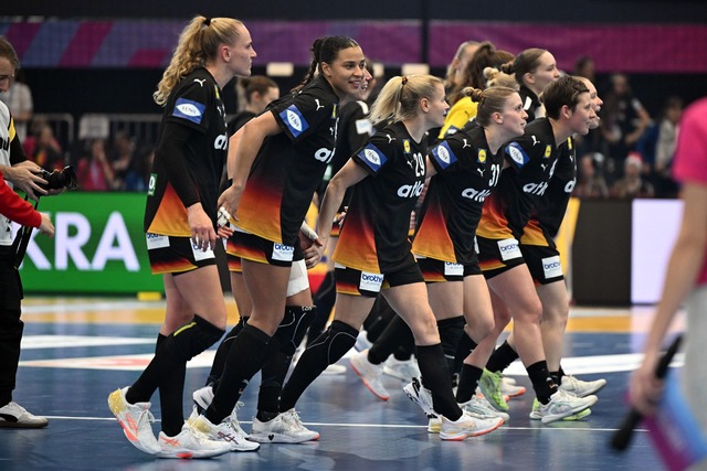 Seit 2007 warten die DHB-Frauen auf eine WM-Medaille.  | Foto: Federico Gambarini/dpa