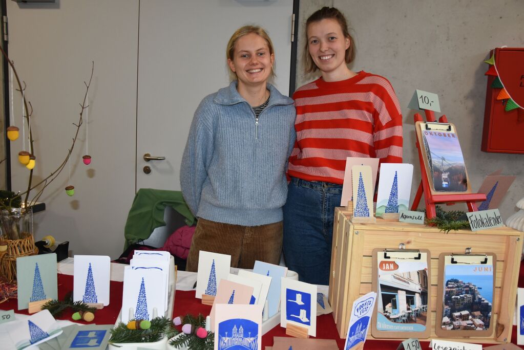 Glhwein, Kunsthandwerk und internationale Kstlichkeiten: Der Weihnachtsmarkt hat am Wochenende fr eine festliche Atmosphre in Gundelfingen gesorgt.