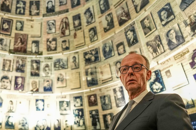 Merz besucht die Holocaust-Gedenkst&auml;tte Yad Vashem  | Foto: Michael Kappeler/dpa