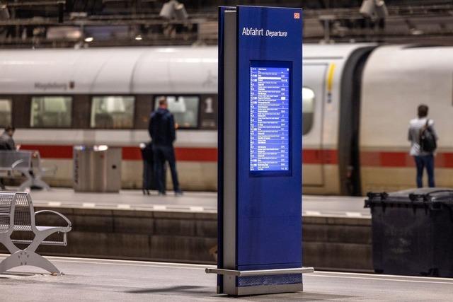 Jeder zweite Zug zu spät - aber Bahn soll sauberer werden