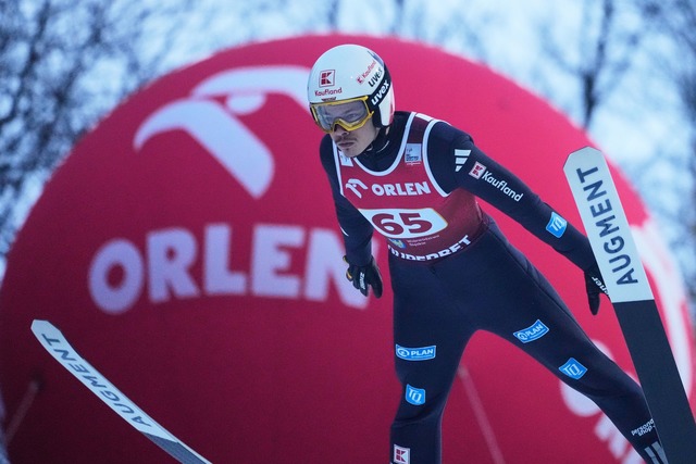 Trumpfte in Wisla zweimal auf: Philipp Raimund.  | Foto: Czarek Sokolowski/AP/dpa