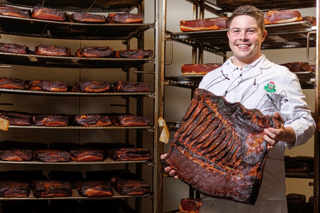 Sebastian Winterhalter aus Elzach ist ...rkskammer Freiburg ehrenamtlich aktiv.  | Foto: HWK FR/Hubert Gemmert