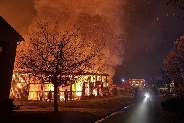 Brand auf dem Hof von Martin Linser in Freiburg wohl durch technischen Defekt verursacht