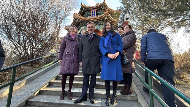 Ein Kurztrip auf den bei Touristen bel...ber die ber&uuml;hmte Verbotene Stadt.  | Foto: J&ouml;rg Blank/dpa
