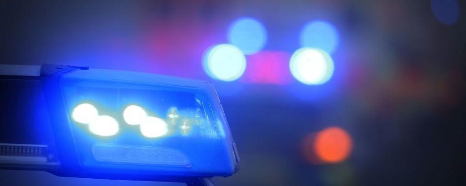 Unbekannte brechen in Doppelhaushlfte in Wollbach ein