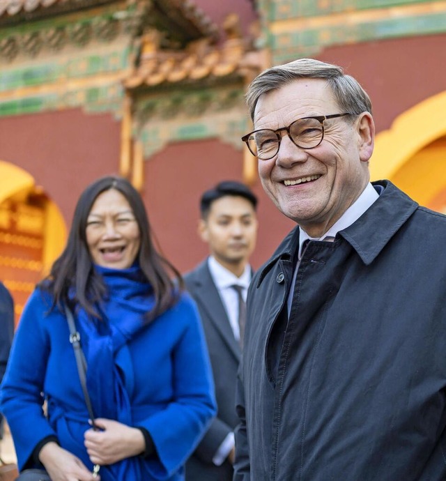 Gut gelaunt: Außenminister Johann Wadephul (CDU) beim Antrittsbesuch in Peking. | Foto: IMAGO/Thomas Imo Gut gelaunt: Außenminister Johann Wadephul (CDU) beim Antrittsbesuch in Peking. | Foto: IMAGO/Thomas Imo