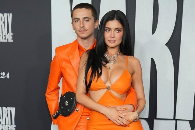 Kylie Jenner und Timothée Chalamet leuchten im Partner-Look