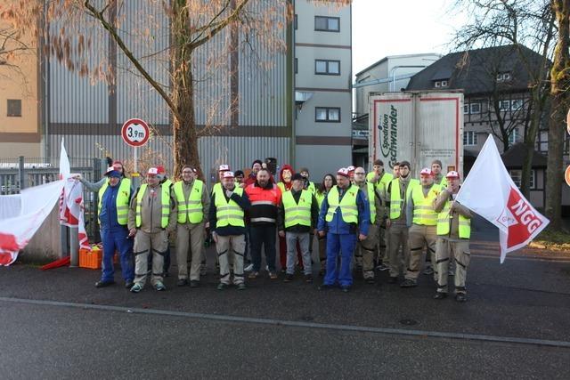 Beschftigte der Rubin-Mhle in Lahr treten fr einen Tarifvertrag in Warnstreik