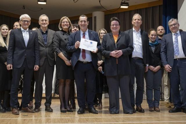 Mllheimer Grundschule bekommt fr deutsch-franzsische Bildungsarbeit seltene Auszeichnung aus Frankreich