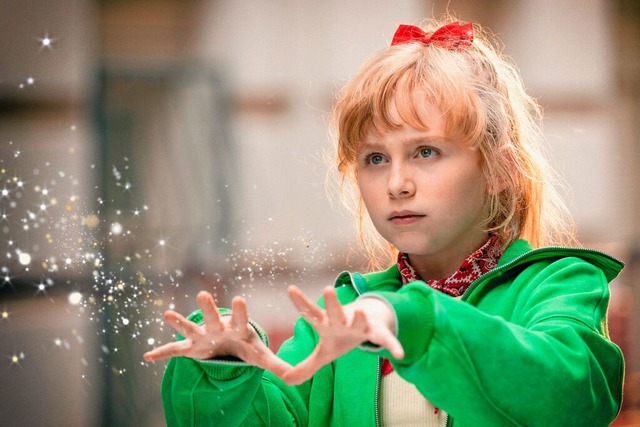 &#8222;Ene, mene..&#8220; &#8211; was Bibi alias NALA da wohl hext?  | Foto: Niki Schreinlechner / LEONINE Licensing