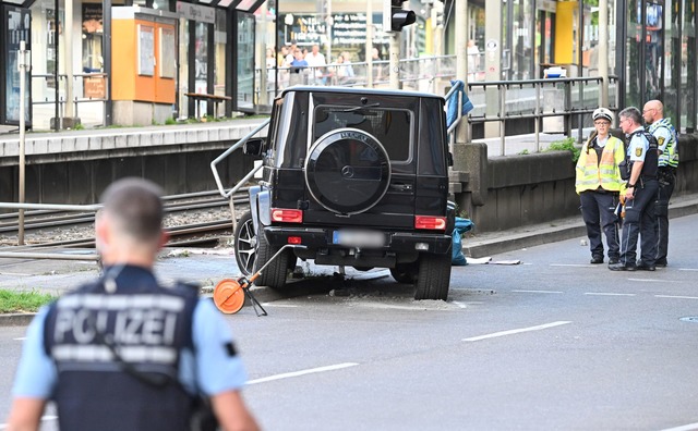 Bei dem Unfall am Olgaeck kam Anfang Mai eine Frau ums Leben. (Archivbild)  | Foto: Bernd Wei&szlig;brod/dpa