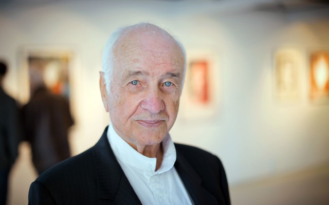 Der Schauspieler feiert am 17. Dezember seinen 95. Geburtstag. (Archivfoto)  | Foto: picture alliance / dpa