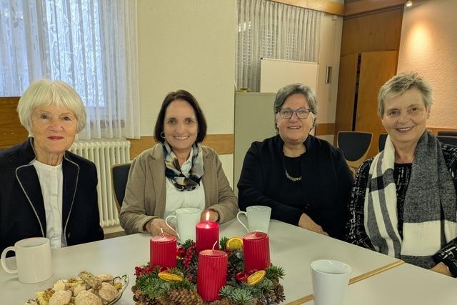 Ein besonderer Nachmittag fr Senioren: Das "Caf Gott sei Dank" in Steinen wird zehn Jahre alt