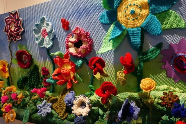 Gemeinschaftsprojekt: Hkelausstellung in Steinen begeistert nicht nur Handarbeitsfreunde