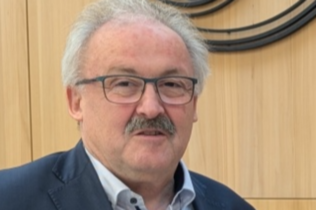 B�rgermeister aus H�usern springt im Wutacher Rathaus ein