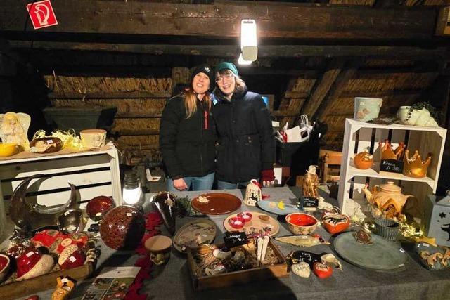Weihnachtsmarkt Klausenhof begeistert Besucher in Herrischried am Nikolaussamstag