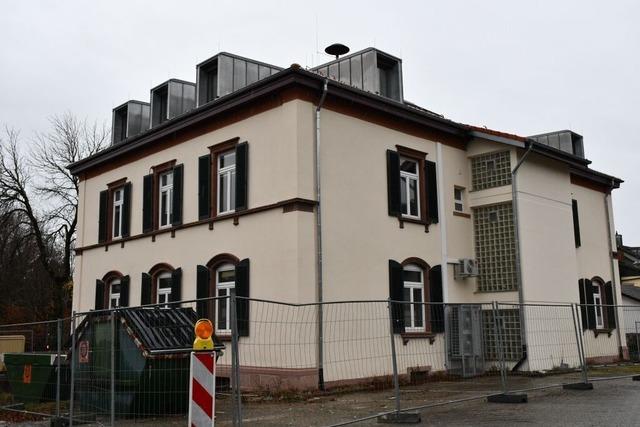 Die Sanierung des Rathauses in Wyhlen wird deutlich teurer