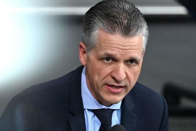 Ehrenmtze der Freiburger Fasnetrufer geht an Kanzleramtsminister Thorsten Frei