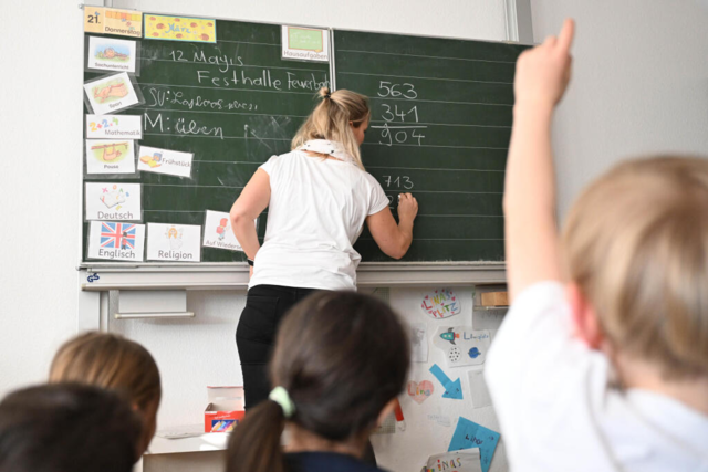CDU in Baden-Wrttemberg will selbst angestoene Debatte um Lehrer-Leistung versachlichen