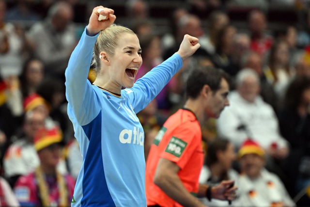 Torh&uuml;terin Katharina Filter kam im Viertelfinale auf 14 Paraden.  | Foto: Federico Gambarini/dpa