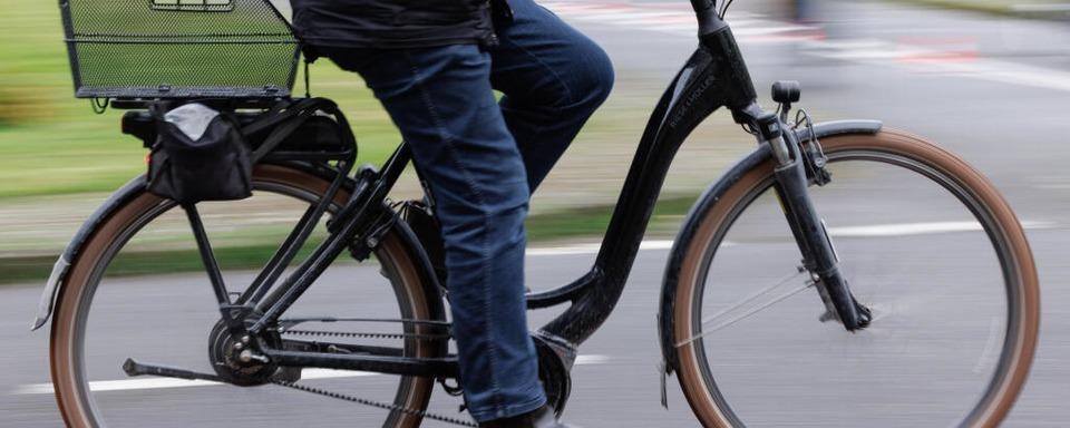 Pedelecfahrerin verletzt sich bei Sturz in der Hellbergstra�e in Brombach schwer