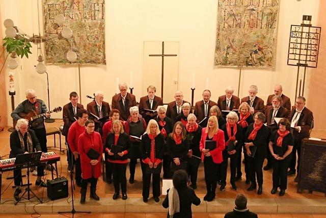 Frauenchor Binzen und Mnnergesangverein Ried begeistern beim Advent der Stimmen