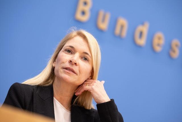 Bahn verkleinert Führung – Mini-Schritte bei Pünktlichkeit