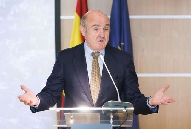 EZB-Vize de Guindos stellte die Empfehlungen der "Taskforce" vor. (Archivbild)  | Foto: Eduardo Parra/EUROPA PRESS/dpa