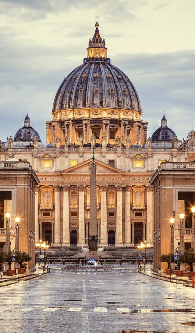 Der Vatikan verzichtet immer mehr auf die lateinische Sprache.  | Foto: Vladimir Sazonov - stock.adobe.c